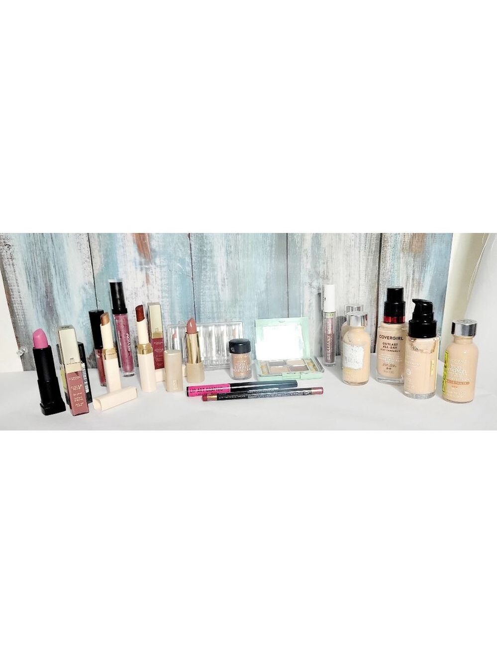 Makeup bundle Fair 25 pcs Foundations lip eyeshadows